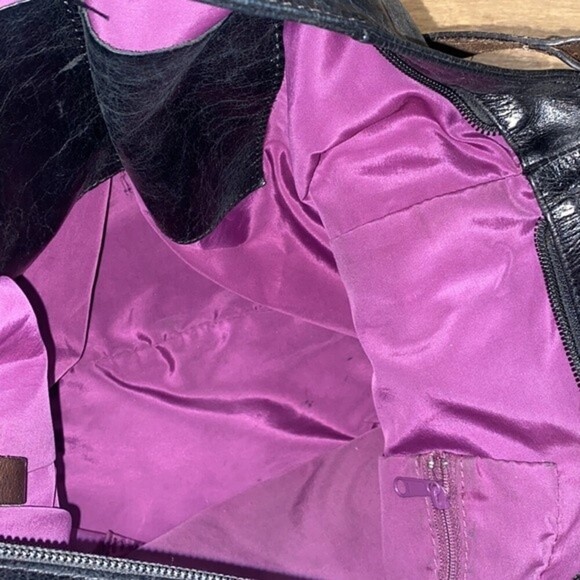 TANO large black leather boho bucket bag - Picture 4 of 6